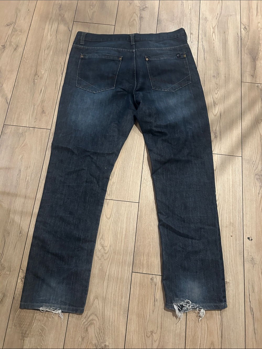 Men's Straight Jeans in Dark Blue with Frayed Hem